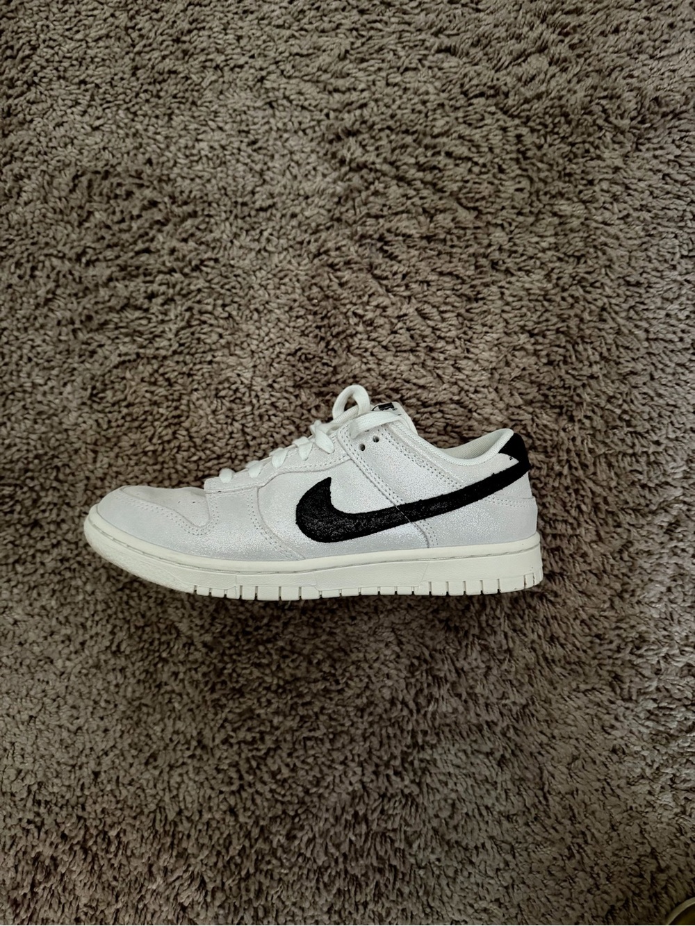 Women’s Nike Dunk Low SE Women’s Sail/Black